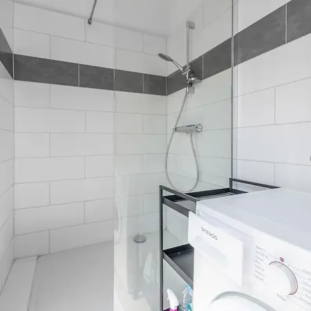 Apartmán Very Apartment, Center Near Train Station *