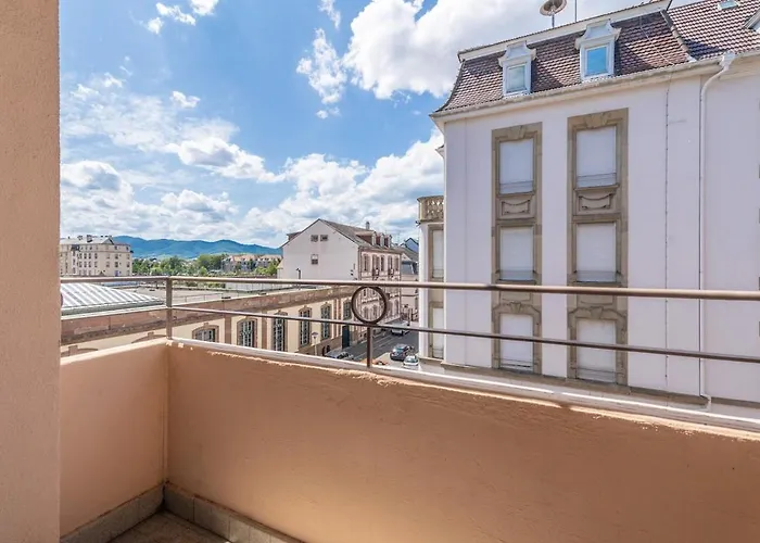 Very Apartment, Center Near Train Station Apartamento